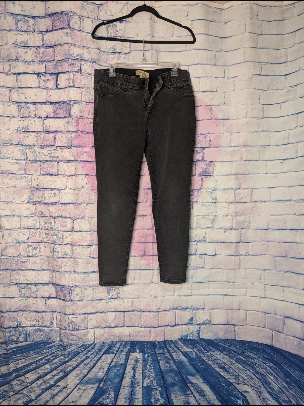 Democracy Black Women's Skinny Jeans - Faded Black